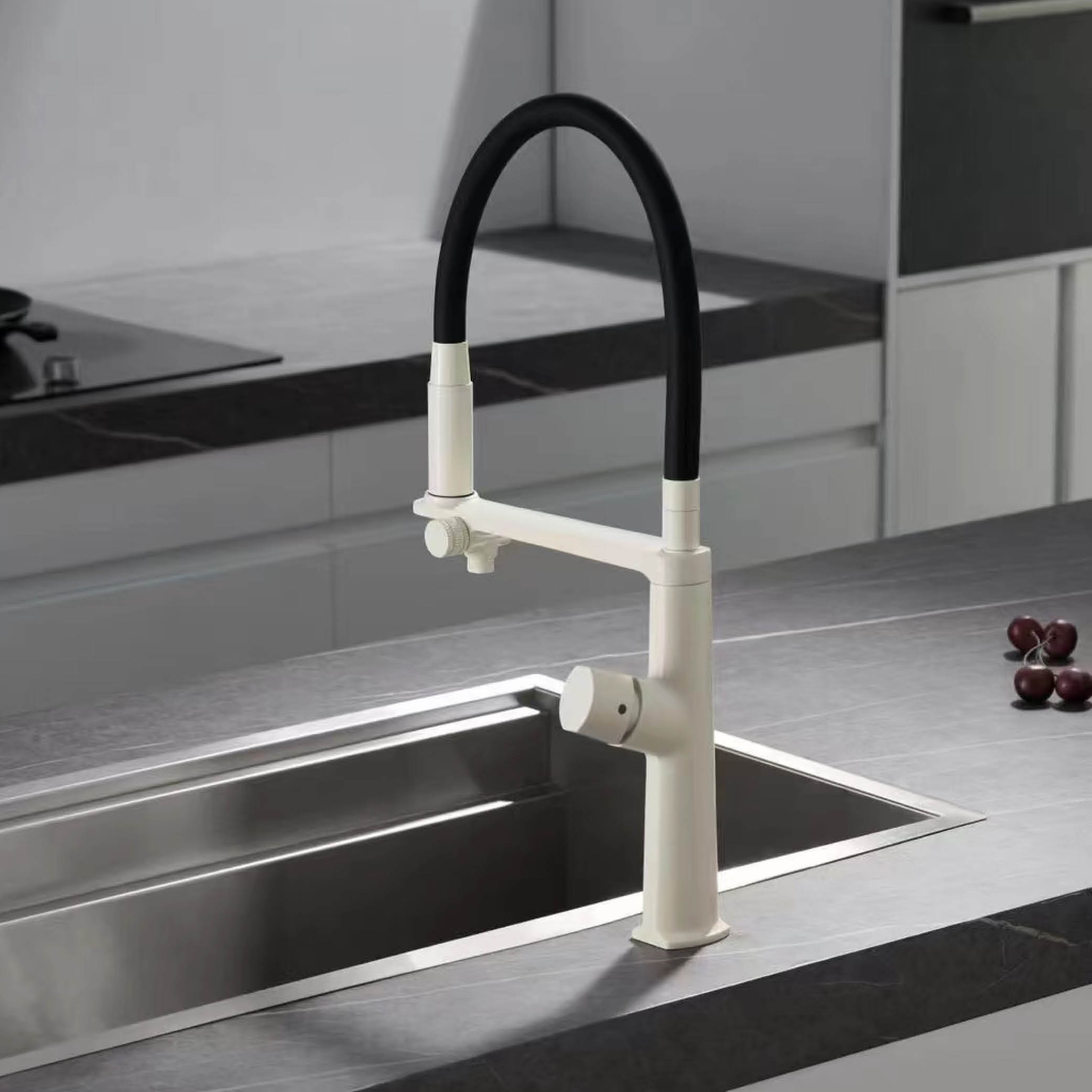 Torneira de Cozinha de Luxo em - Kitchen Gadgets Luxury avaliação e preço